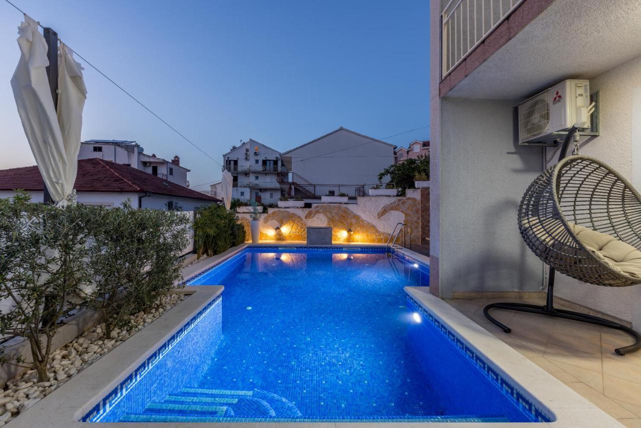 Villa Costa Blu With Pool By The Sea Trogir Buitenkant foto