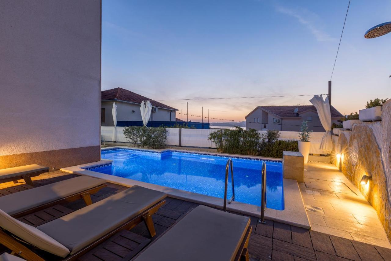 Villa Costa Blu With Pool By The Sea Trogir Buitenkant foto