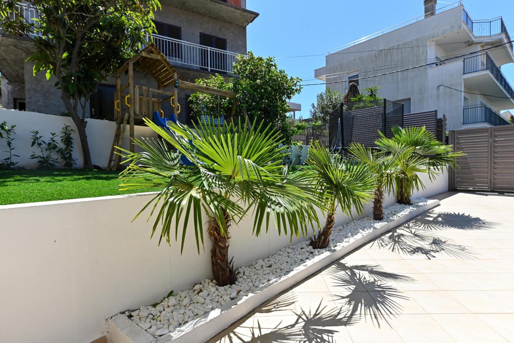 Villa Costa Blu With Pool By The Sea Trogir Buitenkant foto